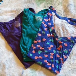 Bundle of 3 Juniors M (7/9) Tshirts